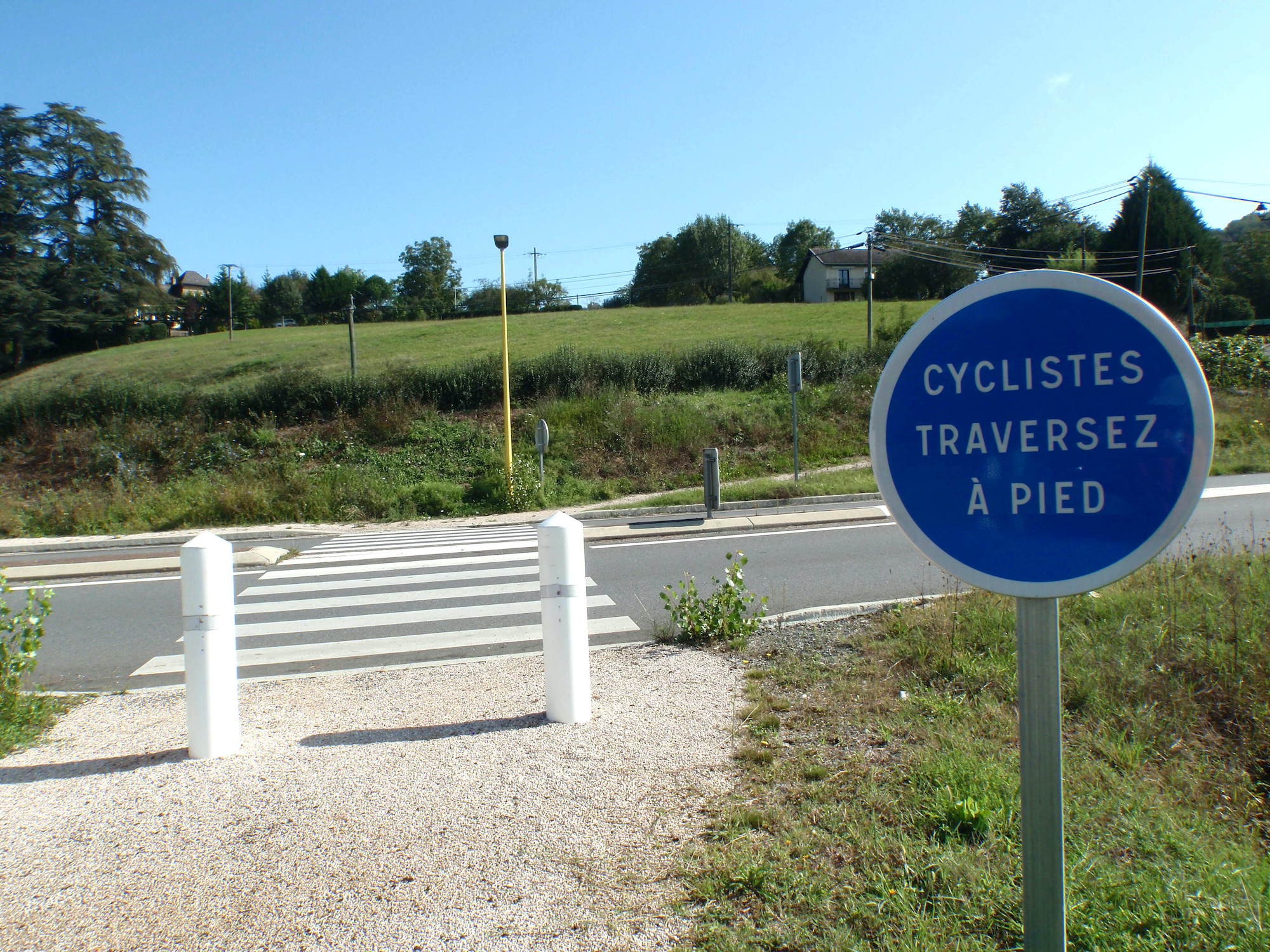 Flagnac, traversée D963