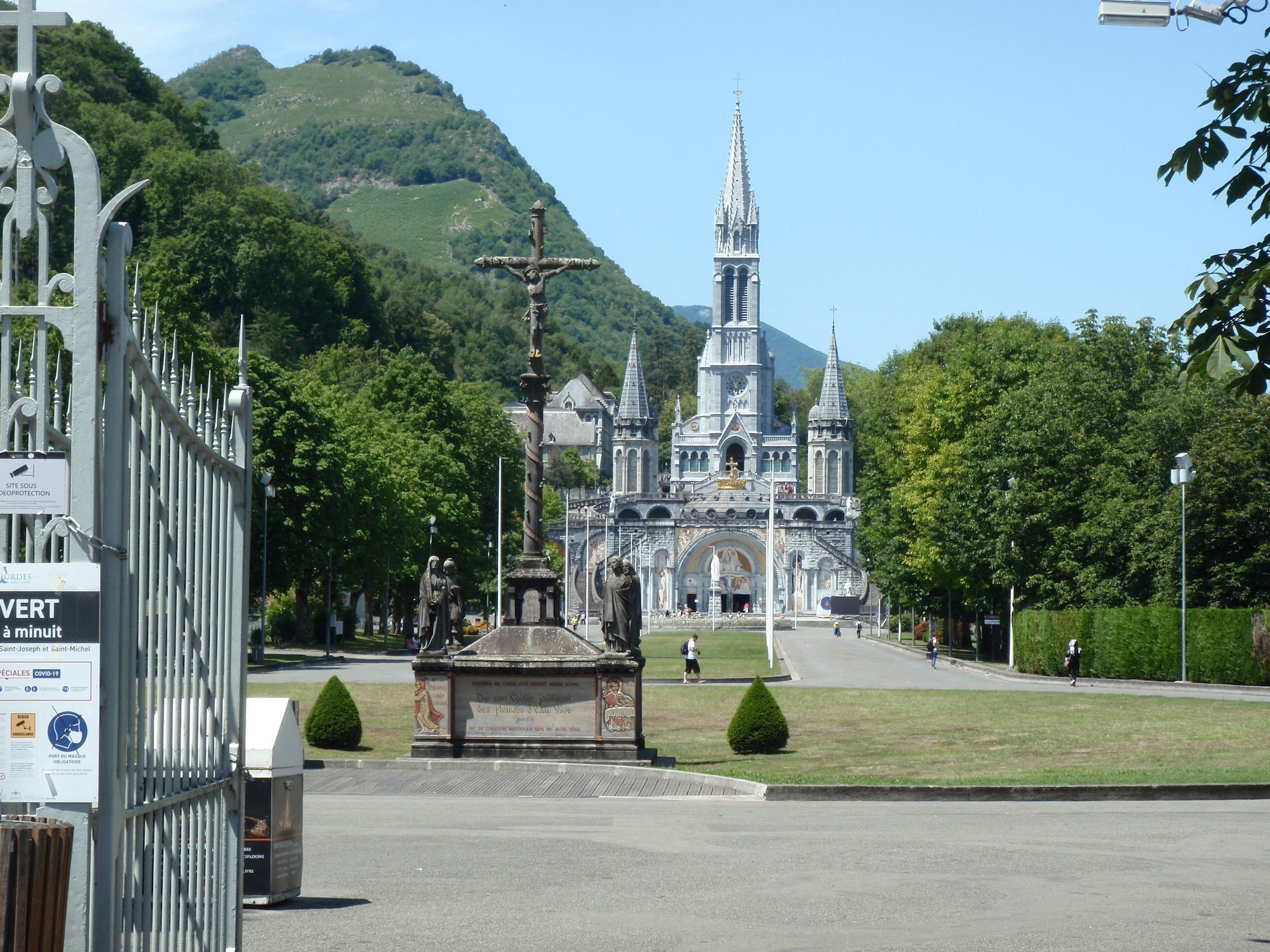 Lourdes Basilique