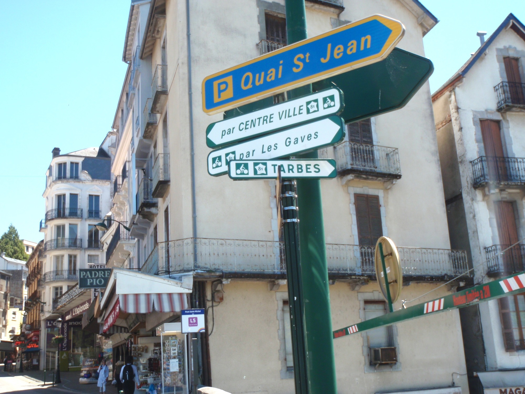 Lourdes- pont St-Michel