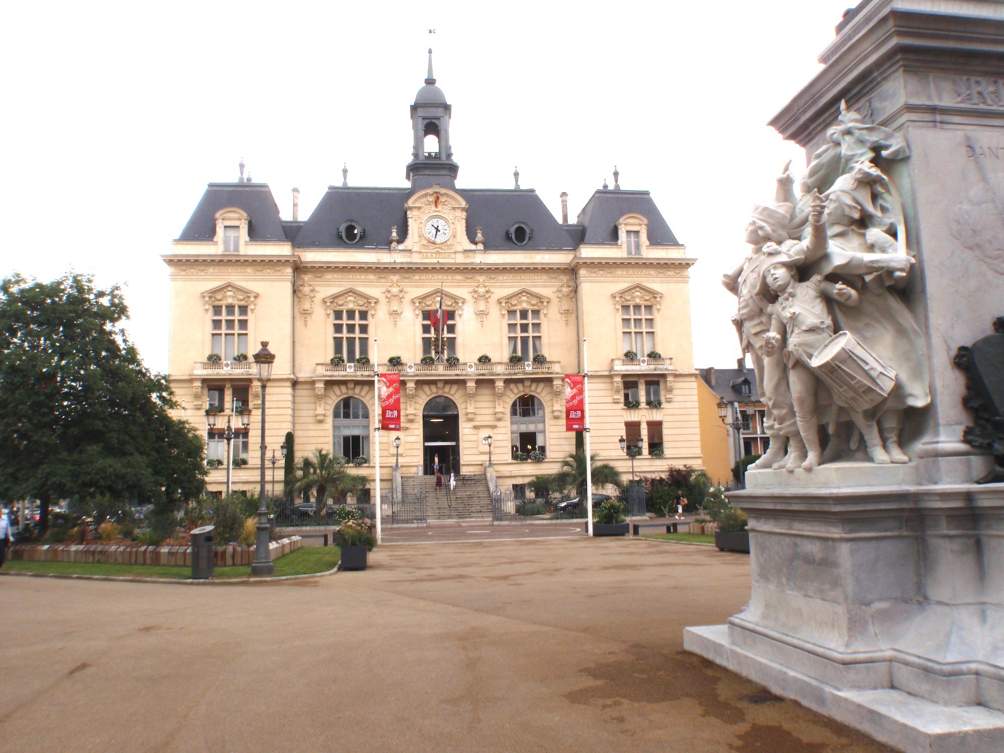 Tarbes Mairie