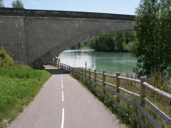 Pont d'Evieu