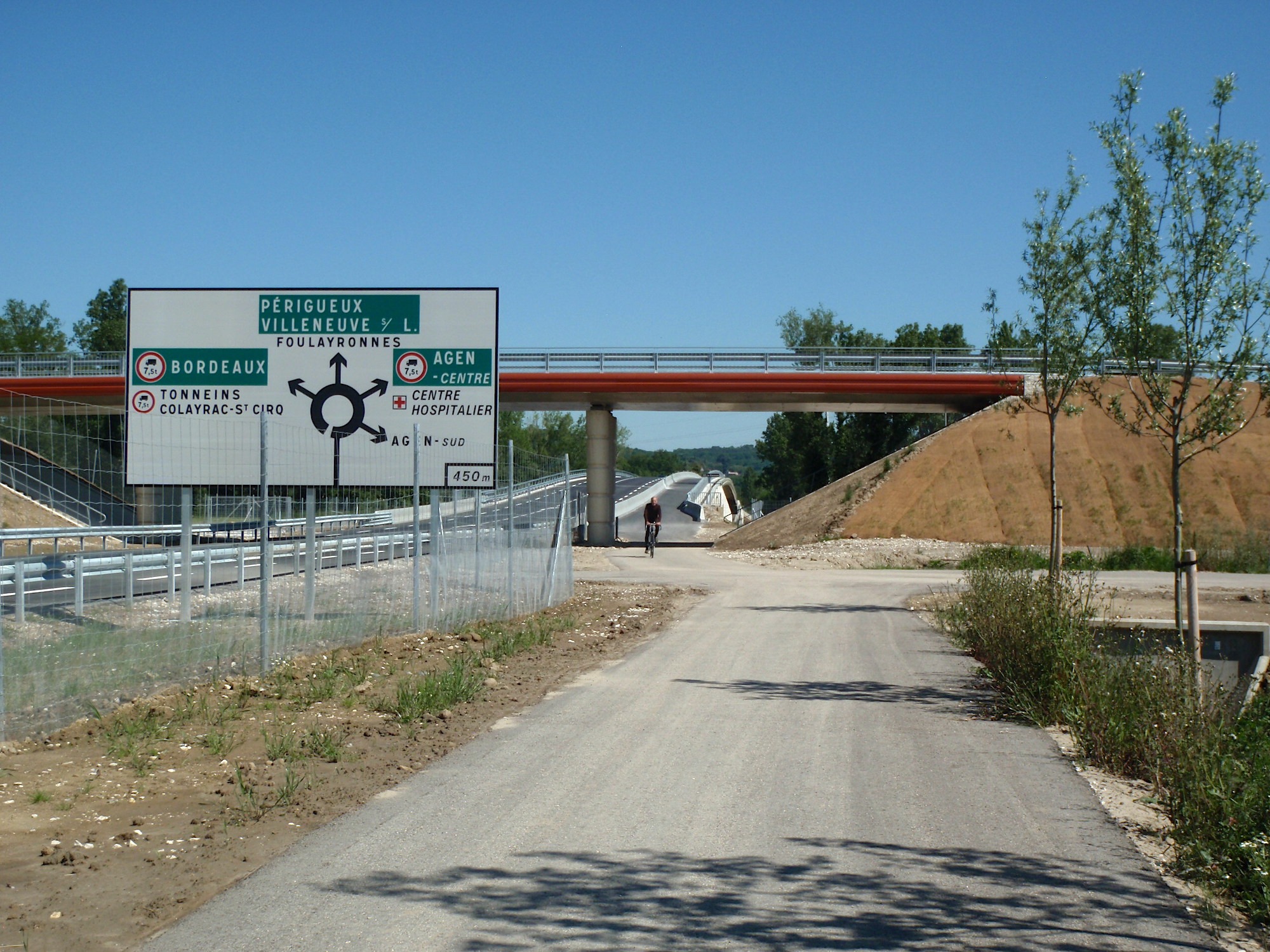 Sous la rue S. Guitry