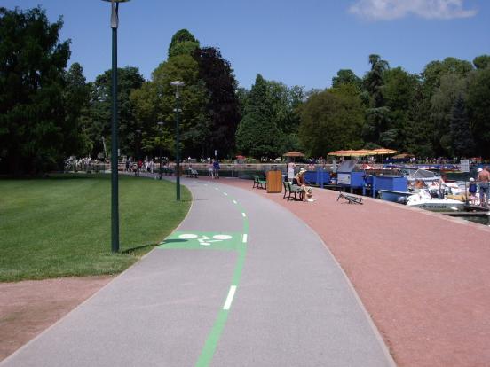 l'entréé dans Annecy