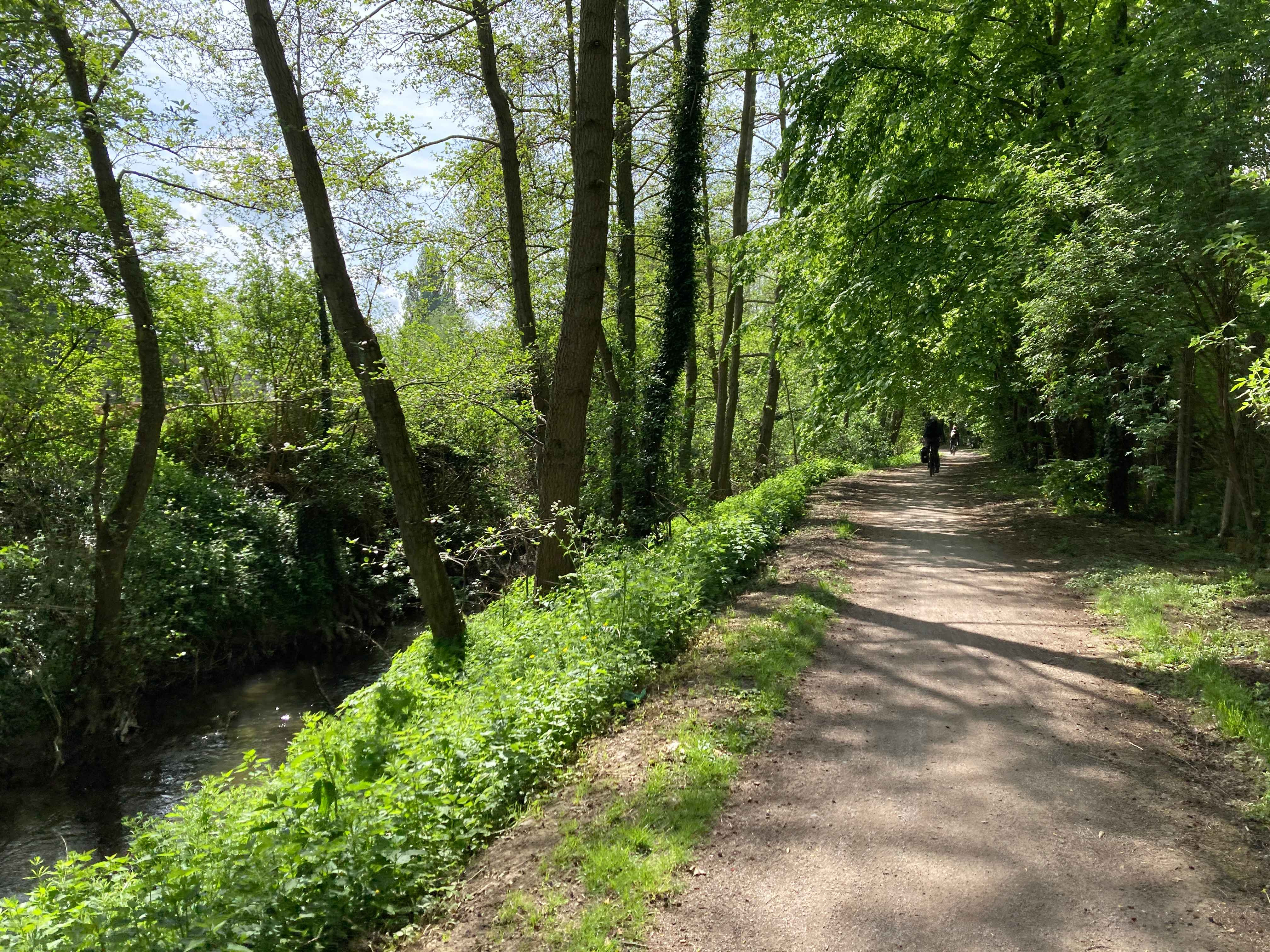 Voie verte le long de l'Aunelle