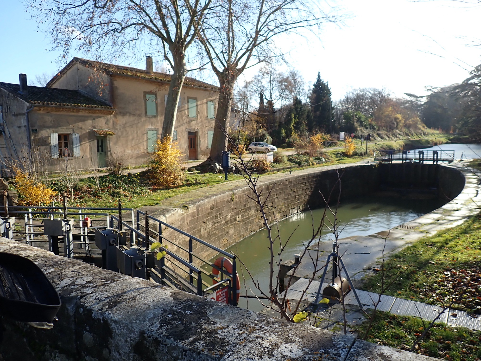 Ecluse Océan carrefour de Véloroutes V80/V84