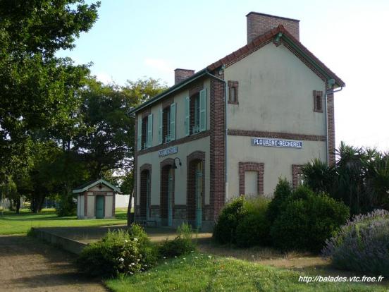 gare de Plouasnes