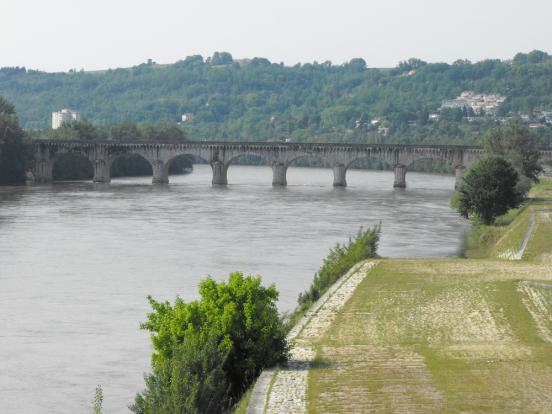Pont canal d'Agen