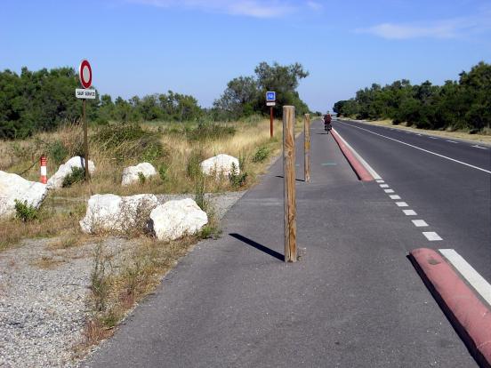 La piste vers la mer