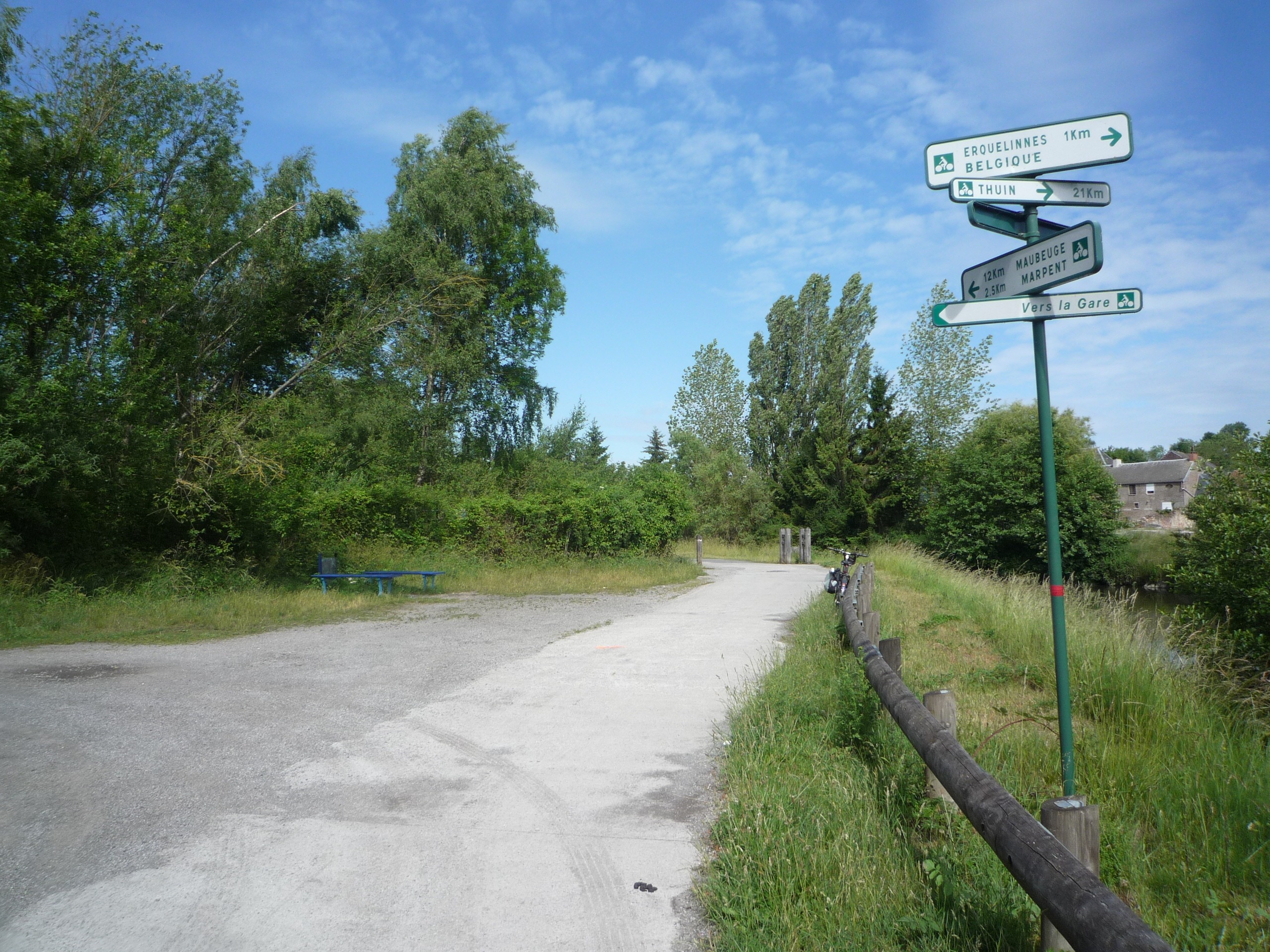 Signalisation à Recquignies