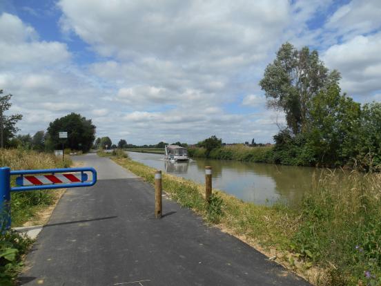 Entre St-Venant et Aire / 2