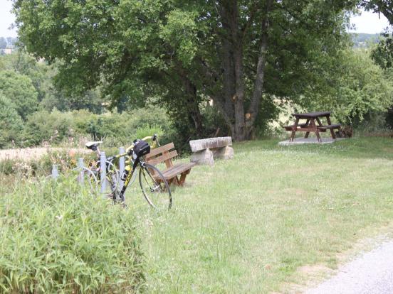 Pause à Peyrat-la-Nonière (2)