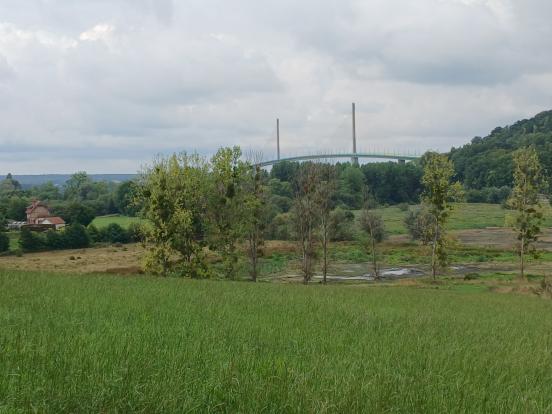 Vue sur  pont de Brotonne