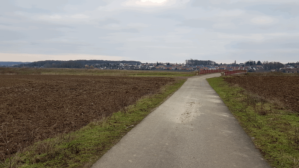 Maisnil-lès-Ruitz : chemin de Ruitz