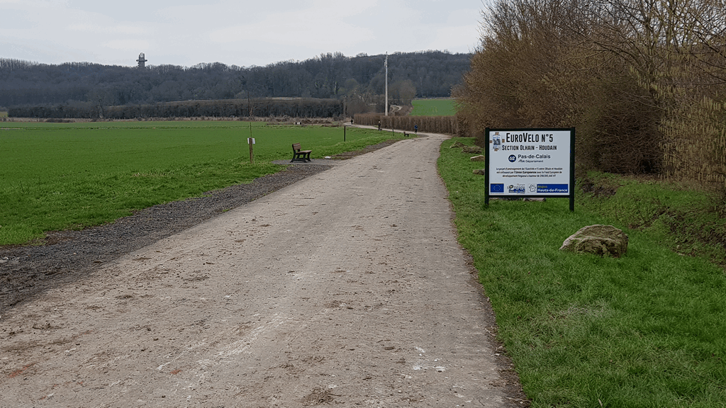 Maisnil-lès-Ruitz : chemin de Lens