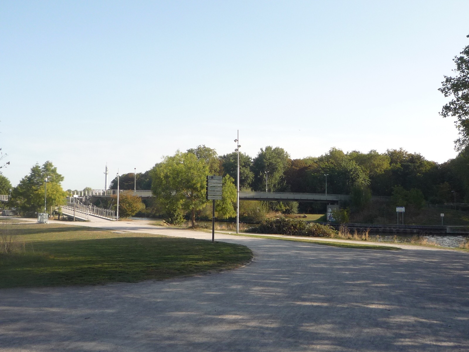 Passerelle du Colysée