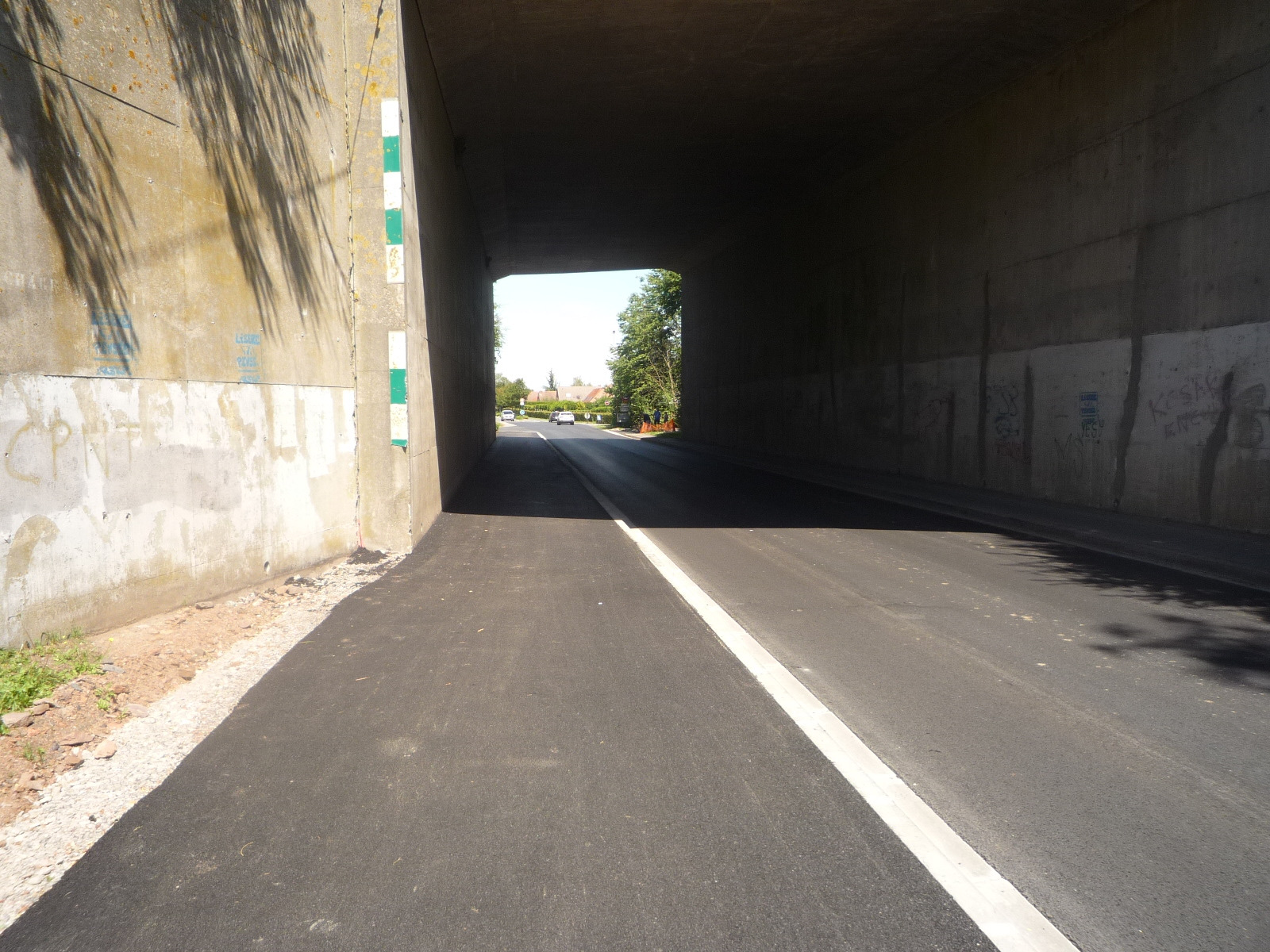 Passage sous l'autoroute