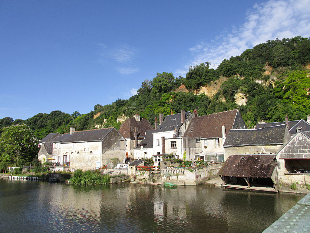 Le Loir au niveau de Les Roches-l'Évêque