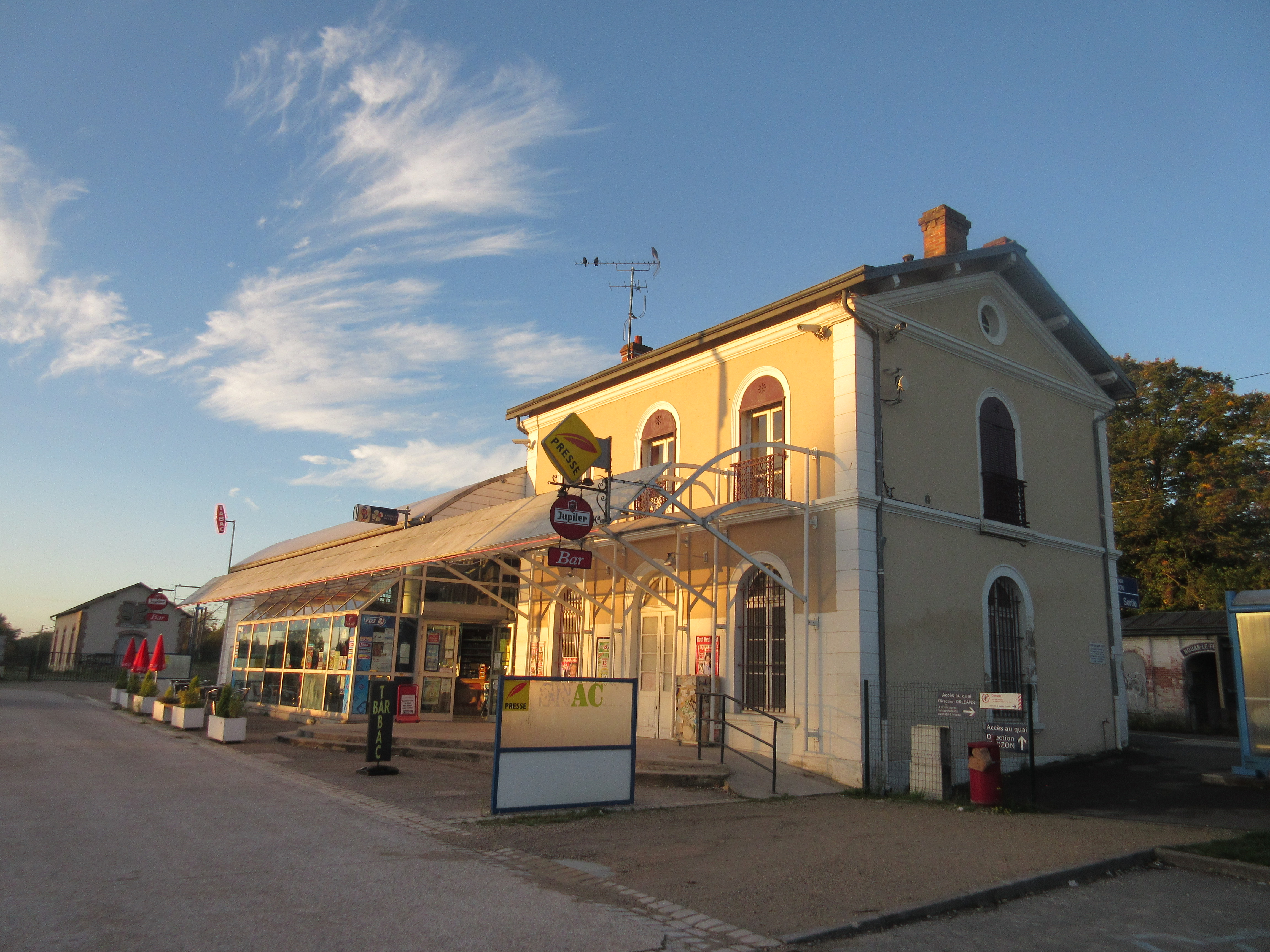 Gare de Nouan-le-Fuzelier